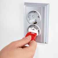 Предпазители за контакт Reer, 6 броя-8T2o5.jpg