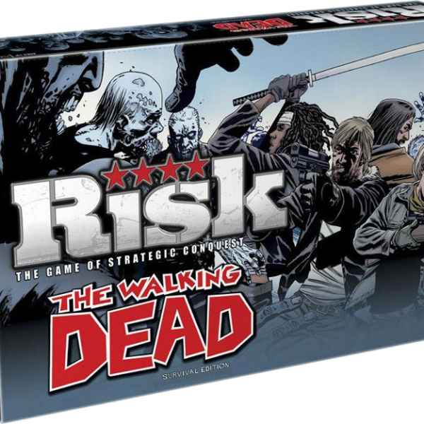 Стратегическа настолна игра Winning Moves, Risk, Живите мъртви-9OTEQ.jpeg