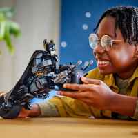 Конструктор LEGO DC Comics Super Heroes 76273 Batman™ - Фигура за изграждане Батман и мотоциклет-C28ju.jpeg