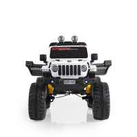 Акумулаторен джип Moni Fuego бял-Iaelj.jpg