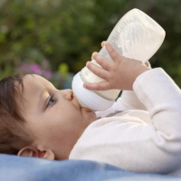 Шише за хранене AVENT Natural Response, 330 мл, 1м+, с биберон без протичане, 2 бр.-Iioeb.png