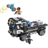 Конструктор Qman, Полицейски брониран товарен автомобил, 352 части-JHkQp.jpeg