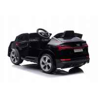 Акумулаторна кола JJ AUDI Sportback 4x4, черен металик-M42dy.jpeg