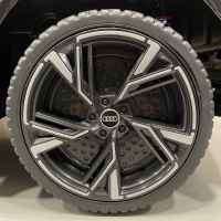 Акумулаторен джип JJ Audi RS 6 4X4, бял металик-NEOka.jpeg