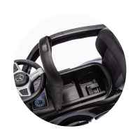Кола с дръжка Chipolino Mercedes C-Class, черна-RPKuD.jpeg