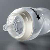 Шише за хранене Tommee Tippee Natural Start, 260 мл, 0м+, самостерилизиращо, с биберон с бавен поток (1 капка)-Ss4Dp.jpeg