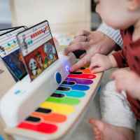 Комплект сензорни музикални инструменти Hape Baby Einstein, Китара и пиано-WcxE8.jpeg