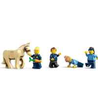 Конструктор LEGO City Полицейска академия-bZegs.jpg