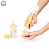 Четка за почистване на шишета и биберони Medela-d9XxI.jpeg