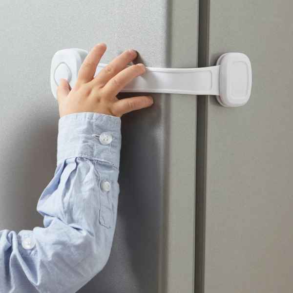 Мултифункционално заключващо устройство с таен бутон за заключване на шкафове и чекмеджета Safety 1st-gjWLu.jpeg