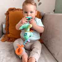 Плюшена висяща играчка Playgro, Динозавър Дени-iBRms.jpeg