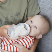 Шише за хранене Tommee Tippee Easi-Vent 0м+, 250 мл-m1Zoz.png