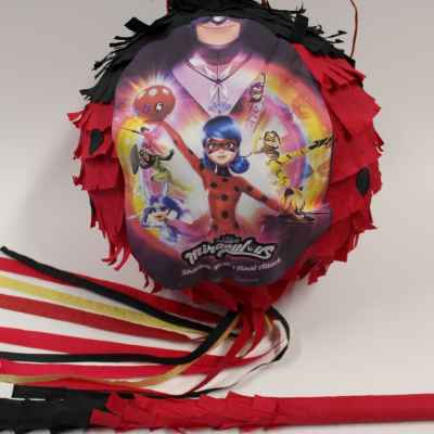 Пинята, Miraculous Ladybug