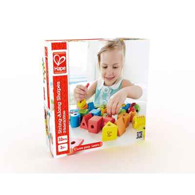 Дървен комплект Hape, Разноцветни кубчета и форми за нанизване, 32 части