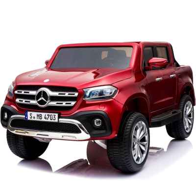Акумулаторен джип JJ Mercedes X-Class 4x4, двуместен червен